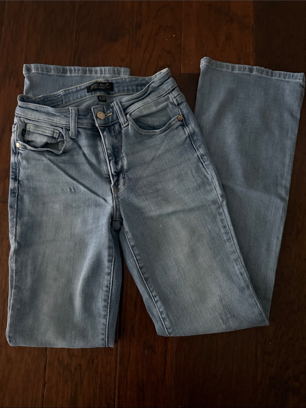 Judy Blue Light Blue Straight Leg Women’s Jeans